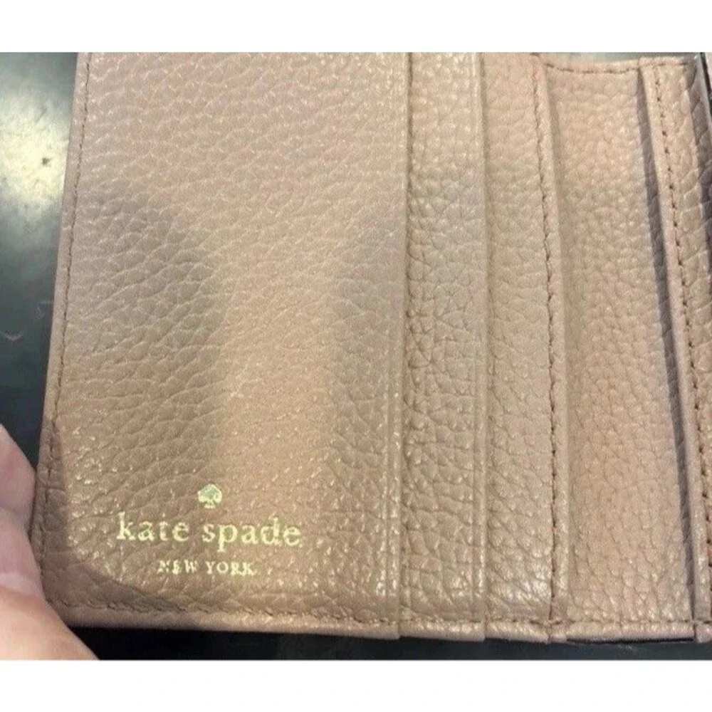 Kate Spade Jackson Street Jada Wallet Pebbled Leather Neutral Beige-Pink 4x4”